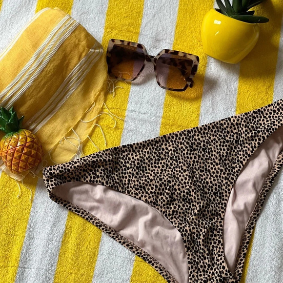 Shade & Shore cheetah animal print Bikini Set - Picture 6 of 7